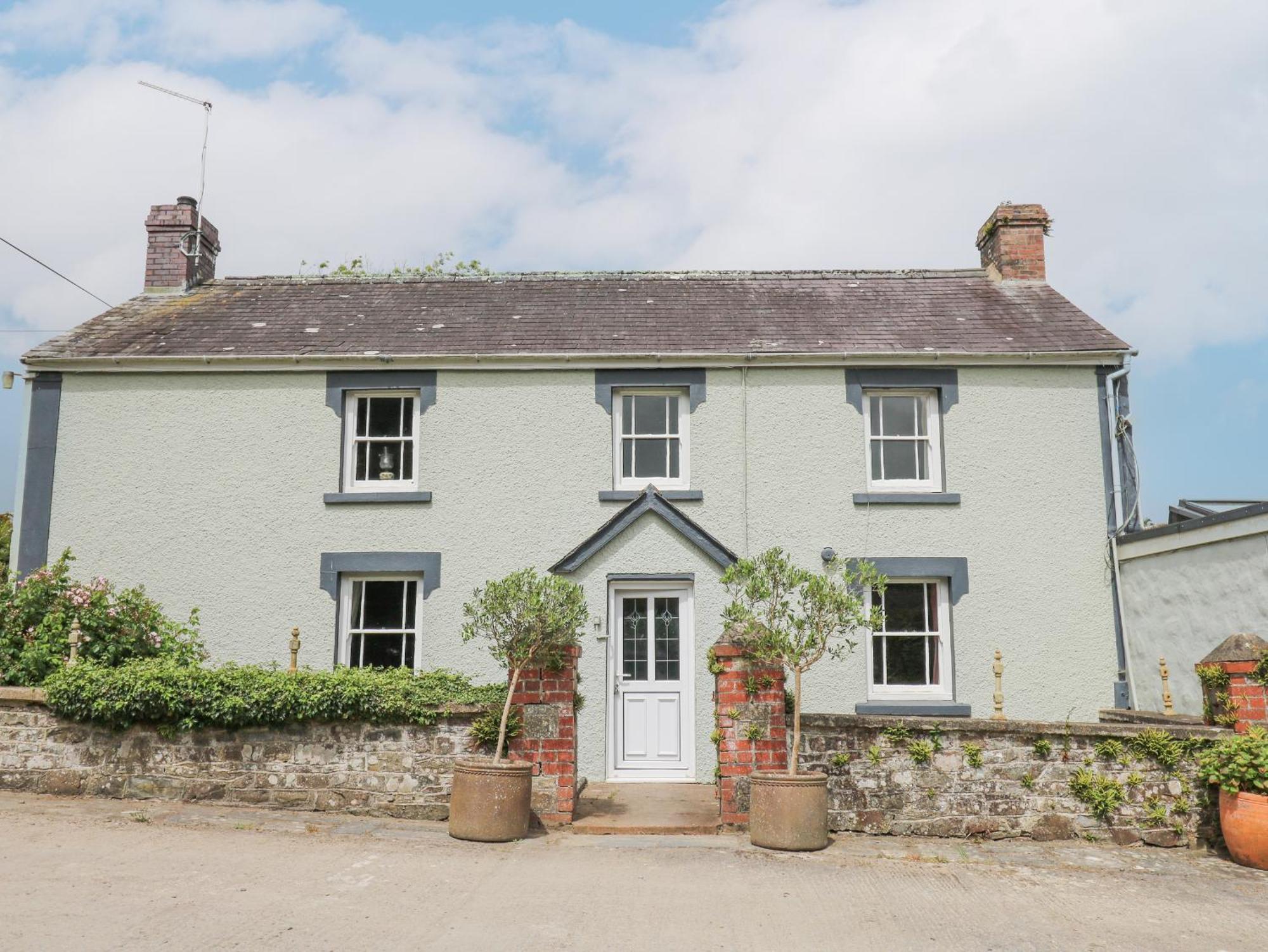 The Farmhouse Newport  Exterior photo